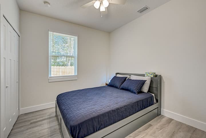 Third bedroom queen bed