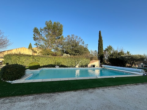 House Pool, petanque court