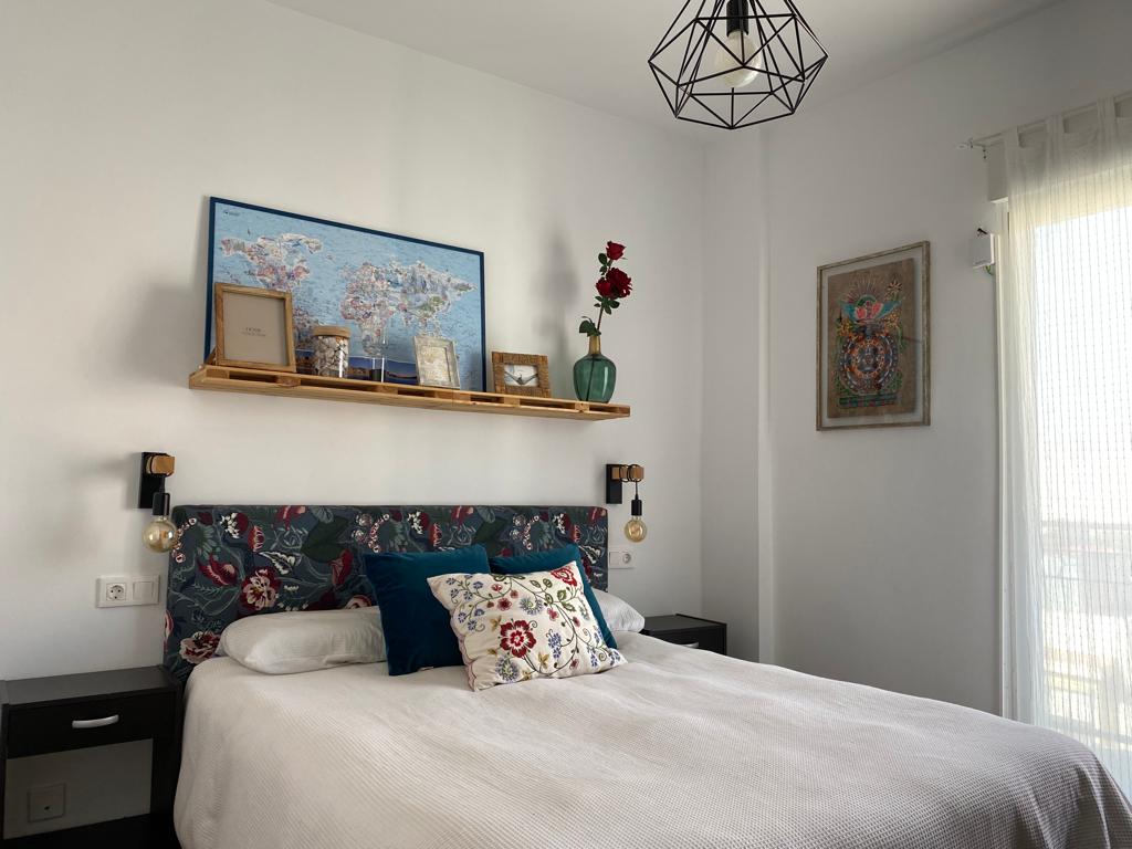 Dormitorio 1/ غرفة النوم 1