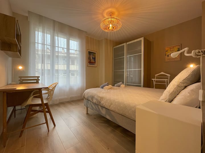 Chambre Bandol entièrement climatisée.