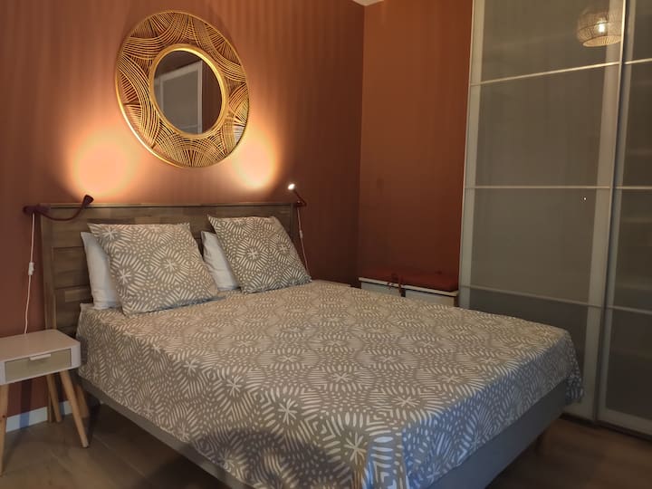 Chambre Corse : lit en 140x200
