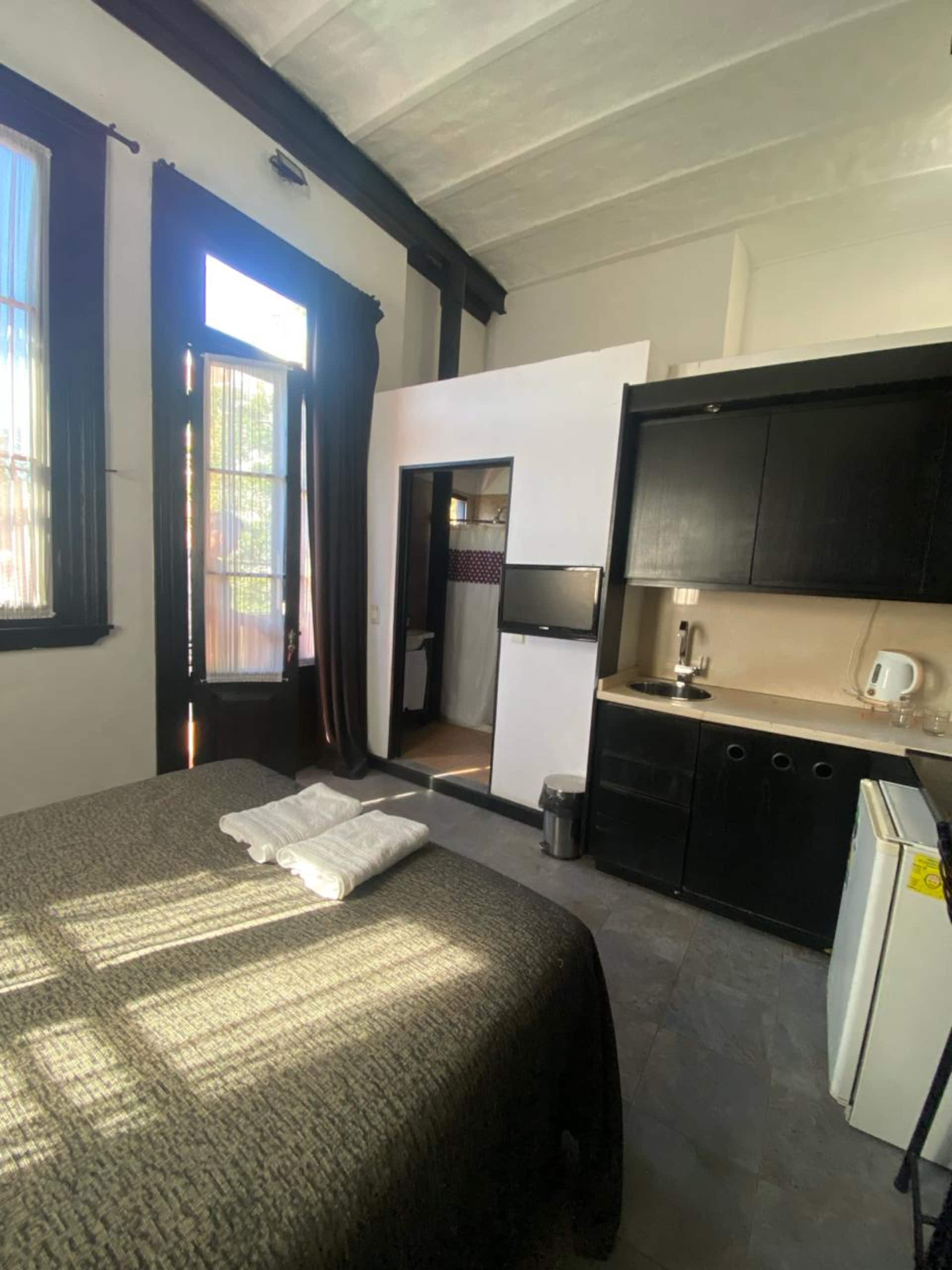 Full room in the heart of San Telmo