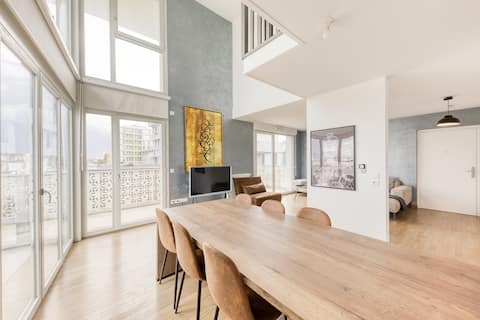 Bright duplex canal-side, close to Paris/metro