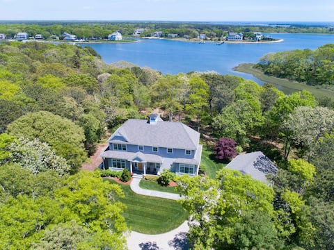 Successful Airbnb property: End Of Summer MAJOR Price Adjustment Waterfront in East Falmouth