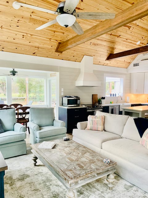 Charming Waterfront Get Away