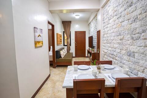 La Casa Española Apartelle (La Casa Española)