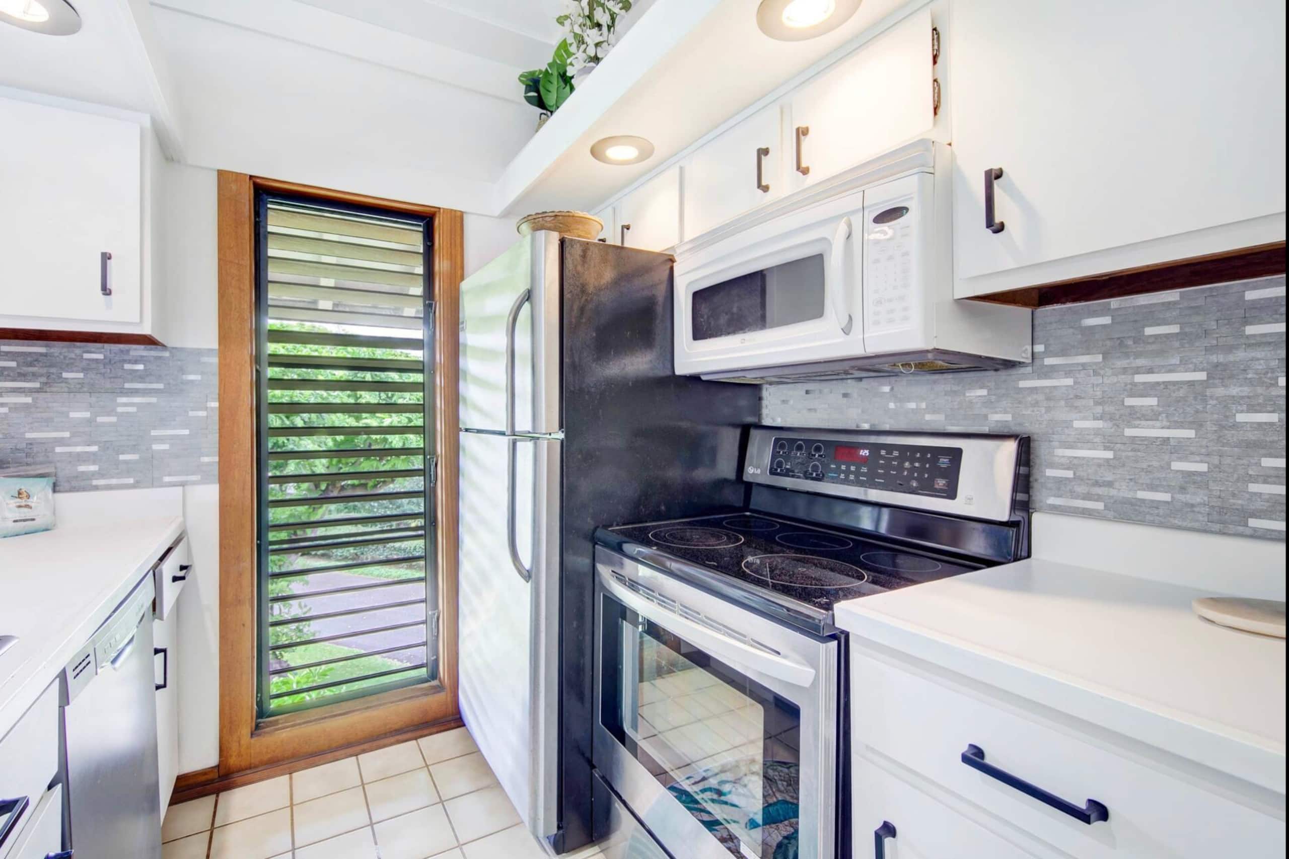 Condo in Koloa · ★4.88 · 1 bedroom · 2 beds · 1 bath - Image 3