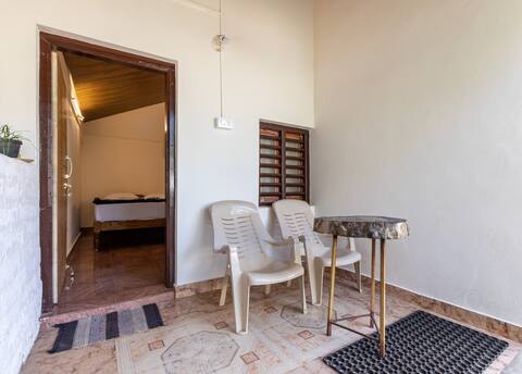Quadruple Room AC| Sunset Cafe Beach Stay