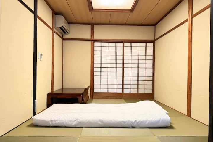 1st floor Japanese style living room ,it can turn to be the third bedroom with max 2 futons