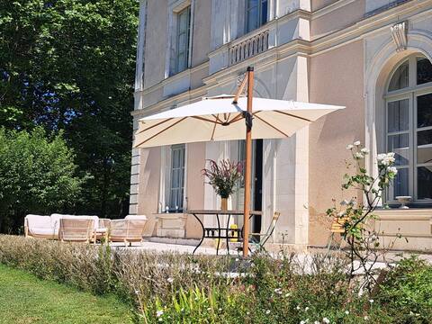 Charming manor in the heart of the Angevine countryside