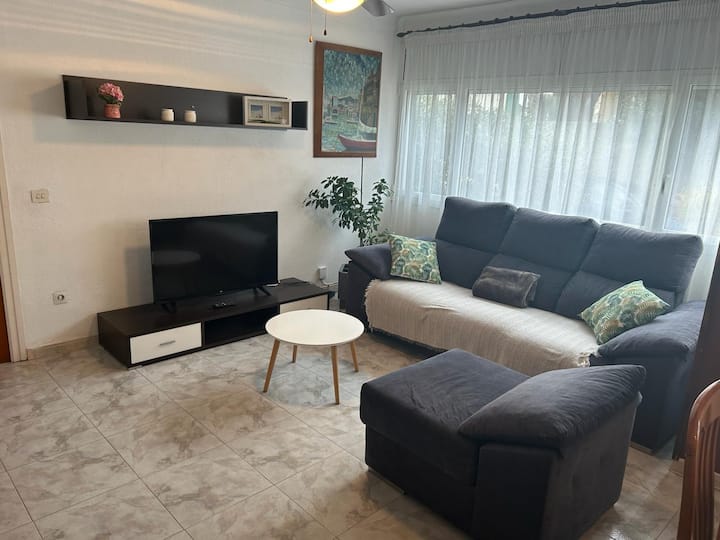 Apartamento Con Patio Cerca De La Plaza Mayor - Llançà