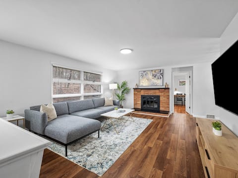 Stylish & Accessible 6Bd Home in Wexford/Pittsburg