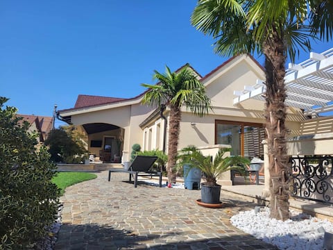 Sika Royal Central Apartment