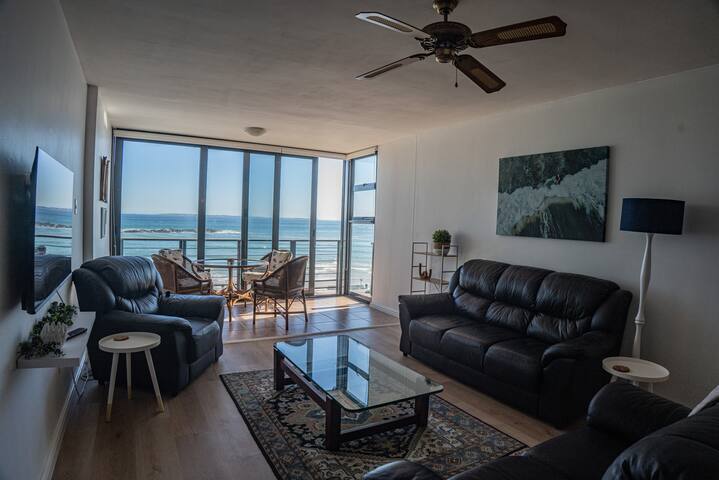 Beachfront Apartment in Blouberg gallery image 4