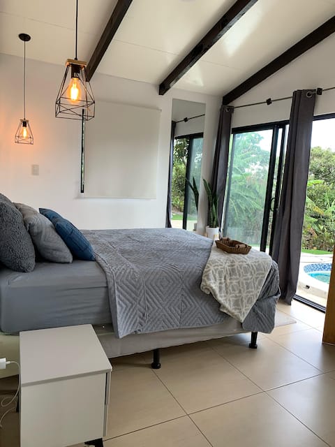 Napa Suite! Natural Experience with Jacuzzi