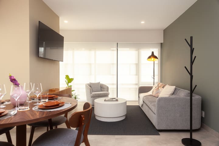 Polanco Gorgeous 2 bd 2 bath with pool and gym