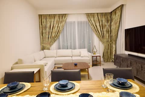 Successful Airbnb property: 3BR |DTVll| Burj View |Dubai M Easy Access | DXBHH in Za'abeel Second