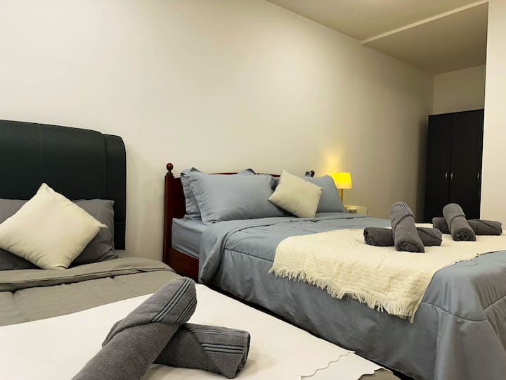 Chumba cha kulala - Kitanda 1 aina ya Queen + Kitanda 1 cha mtu mmoja