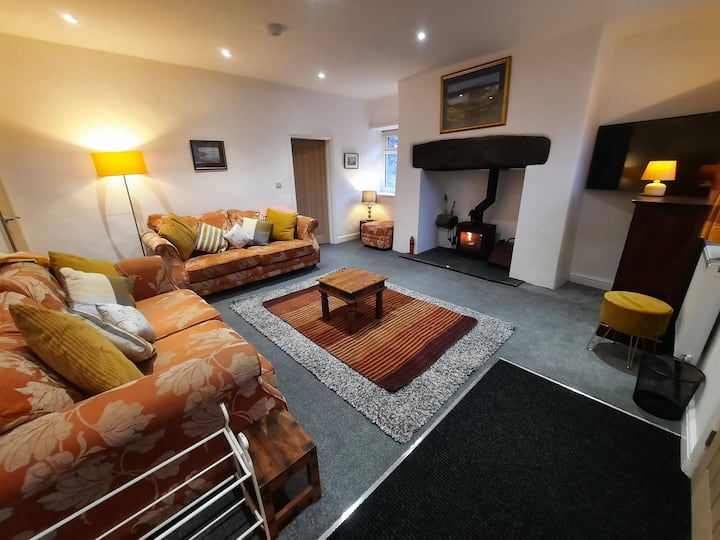 Cottage, Snowdon, Llanberis Pass - Llanberis