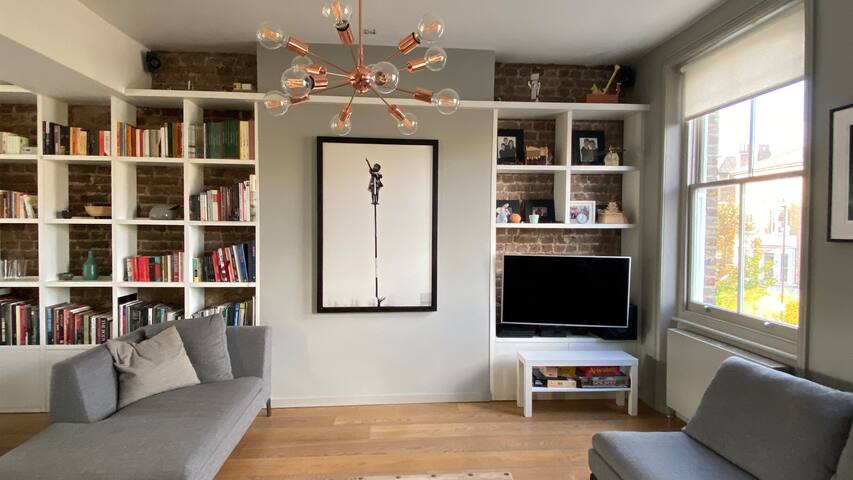 Outstanding Apartment in Camden gallery image 2