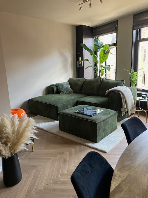 Top performing Airbnb: Apartment in de Pijp Amsterdam in Amsterdam