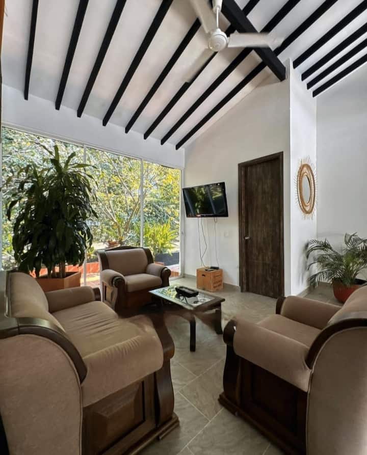 Hermosa Casa De Verano Piscina Y Jacuzzi Privado - Sopetrán