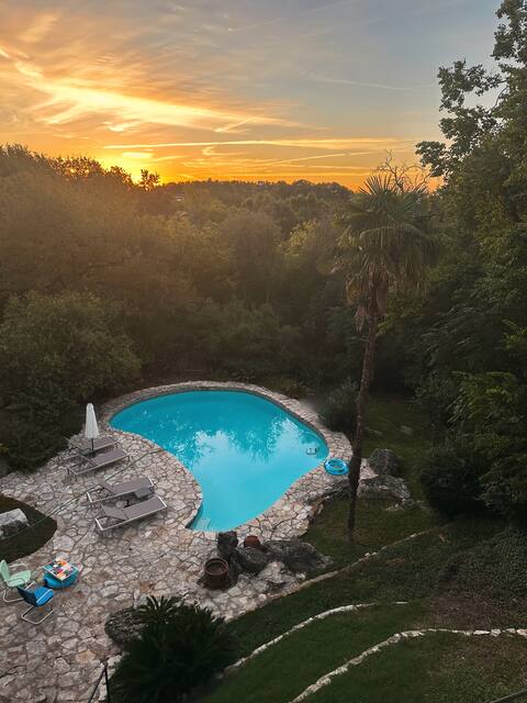 Central Austin Paradise