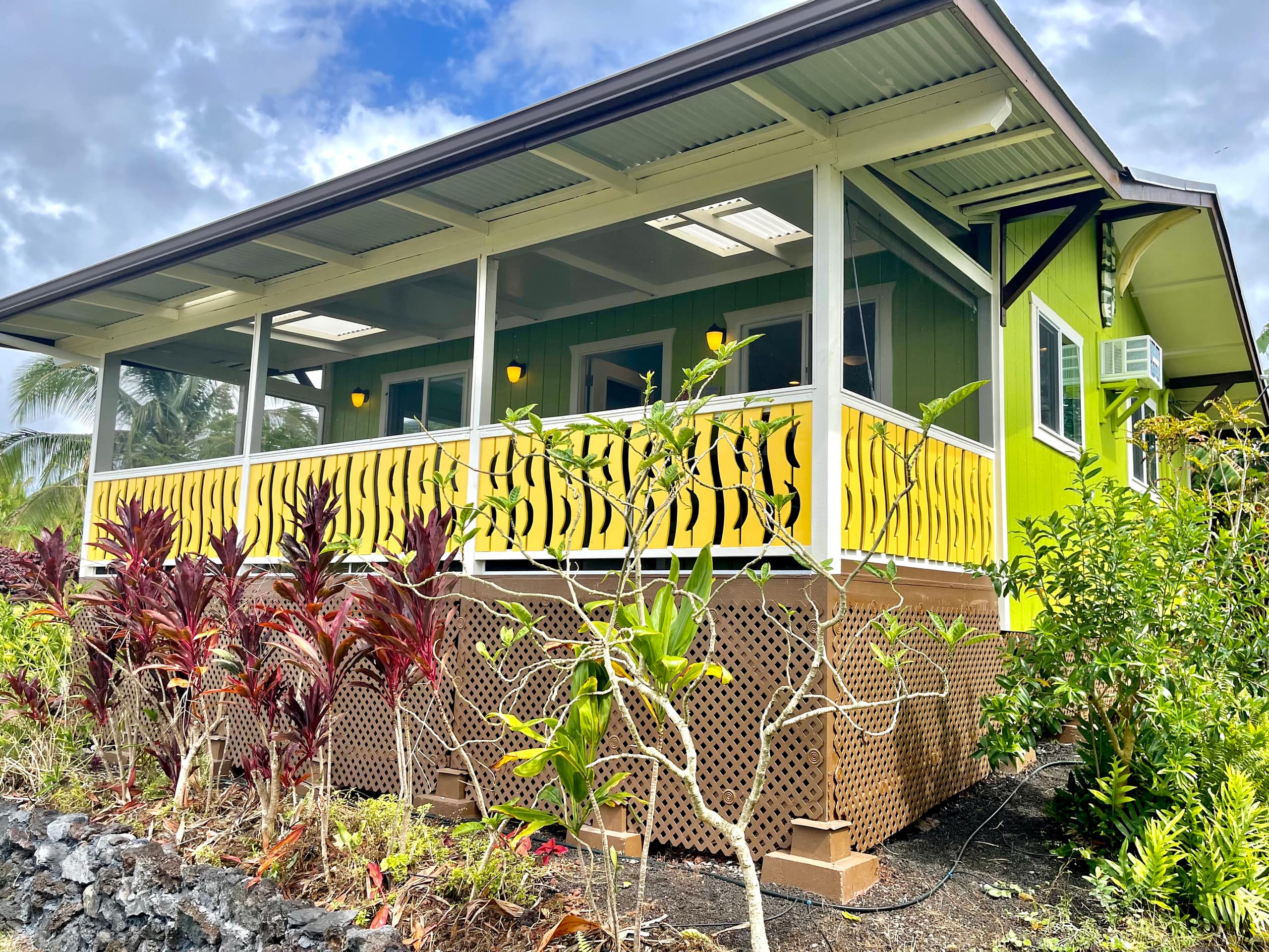 Bananarama Cottage, Black Sand Beach, A/C - Image 15