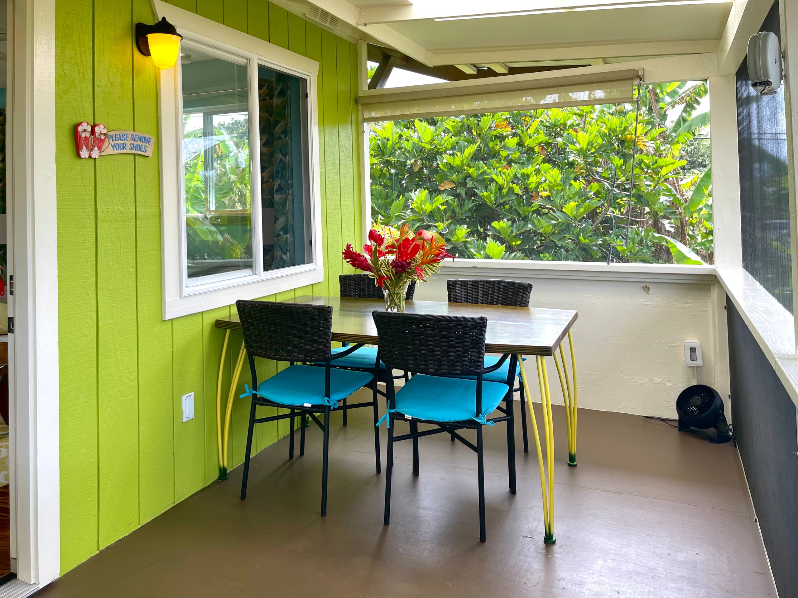 Bananarama Cottage, Black Sand Beach, A/C - Image 11