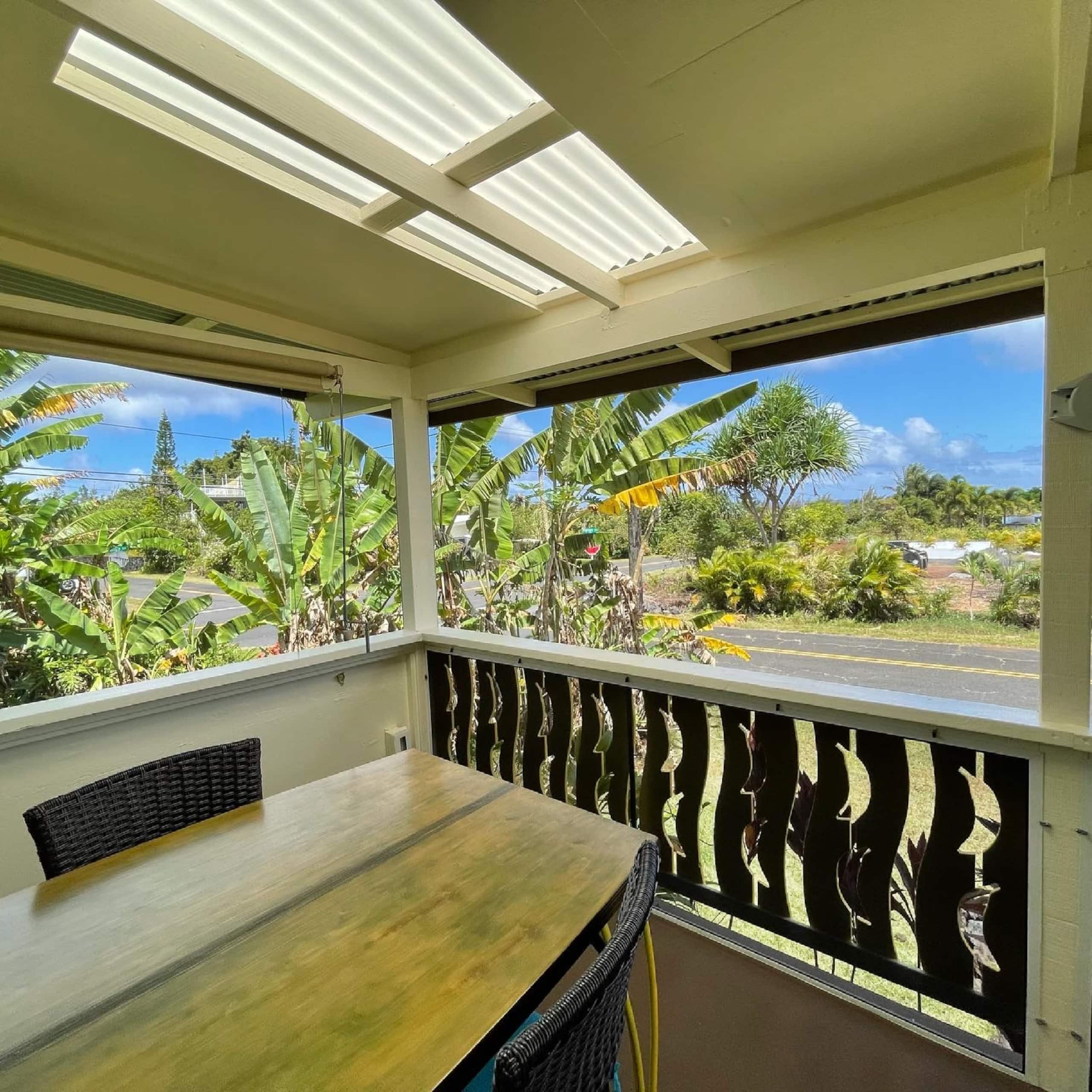 Bananarama Cottage, Black Sand Beach, A/C - Image 14