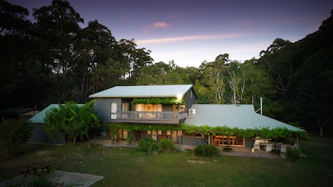 Popular Airbnb listing: Yarradene Luxury Healesville Farmstay in Healesville