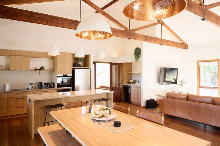 Yarradene Luxury Healesville Farmstay gallery image 4