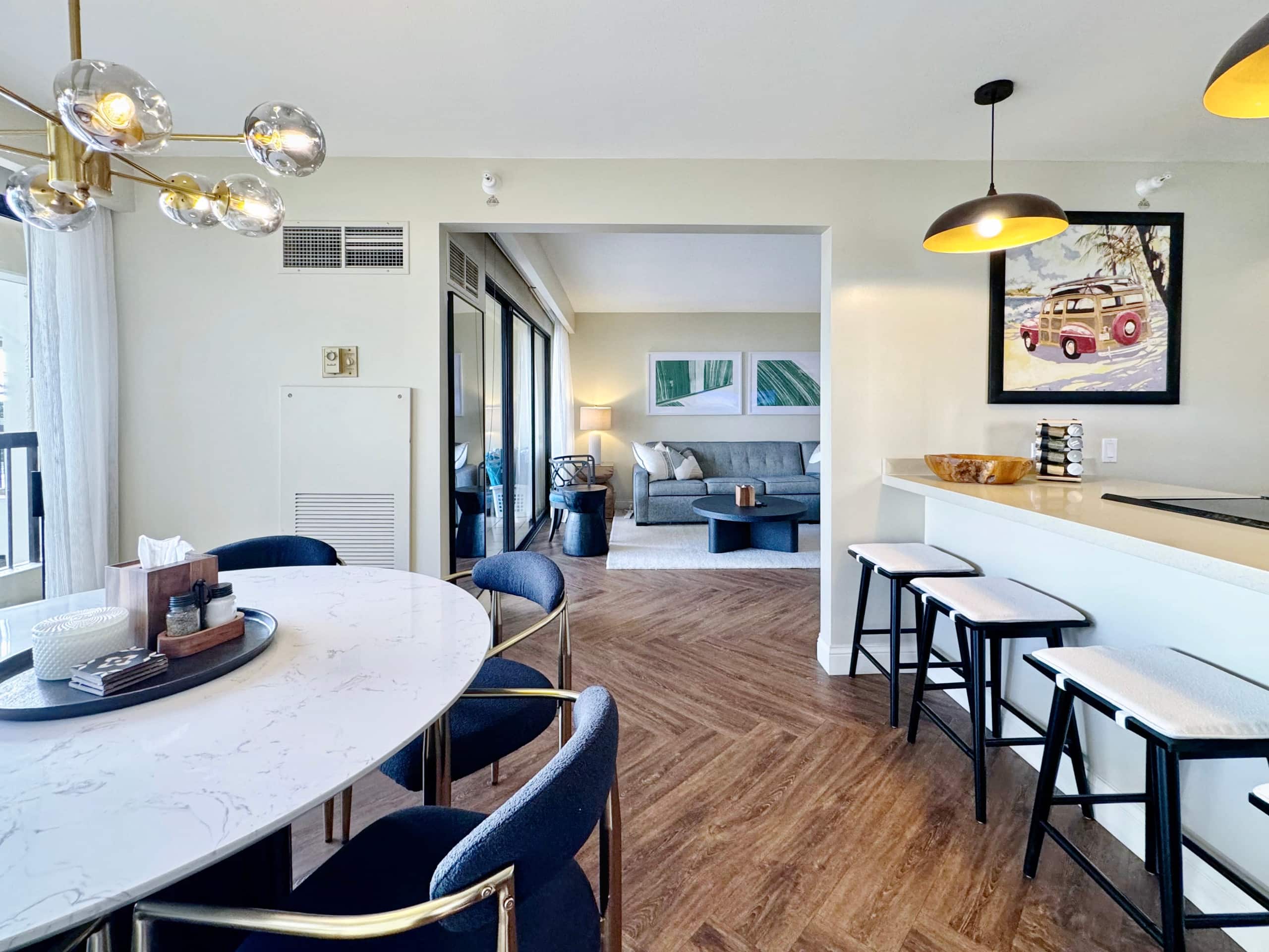 Luxury Oceanfront-Waikiki Beach- 2BR/2BTH/Parking - Image 13