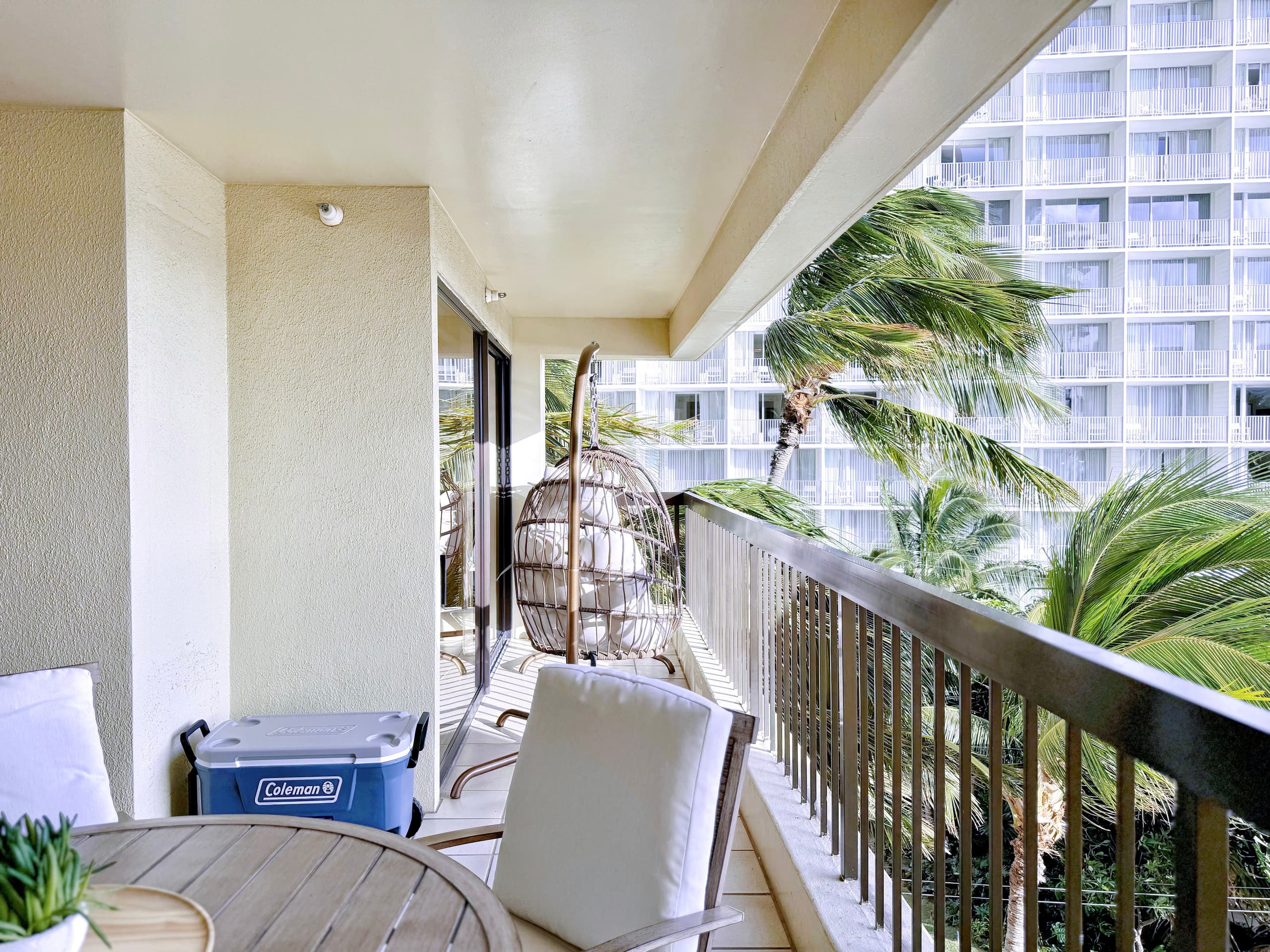 Luxury Oceanfront-Waikiki Beach- 2BR/2BTH/Parking - Image 54