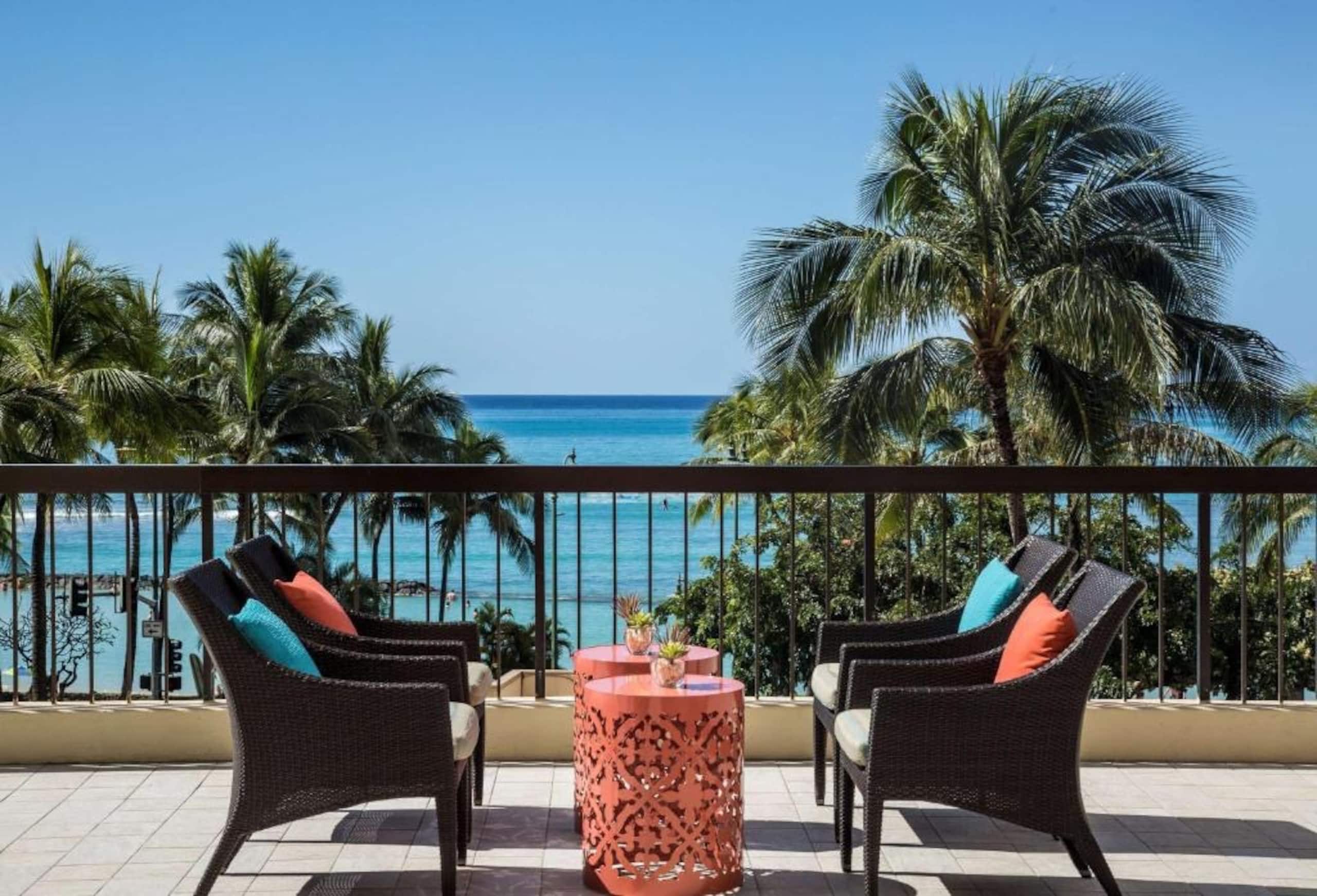 Luxury Oceanfront-Waikiki Beach- 2BR/2BTH/Parking - Image 75