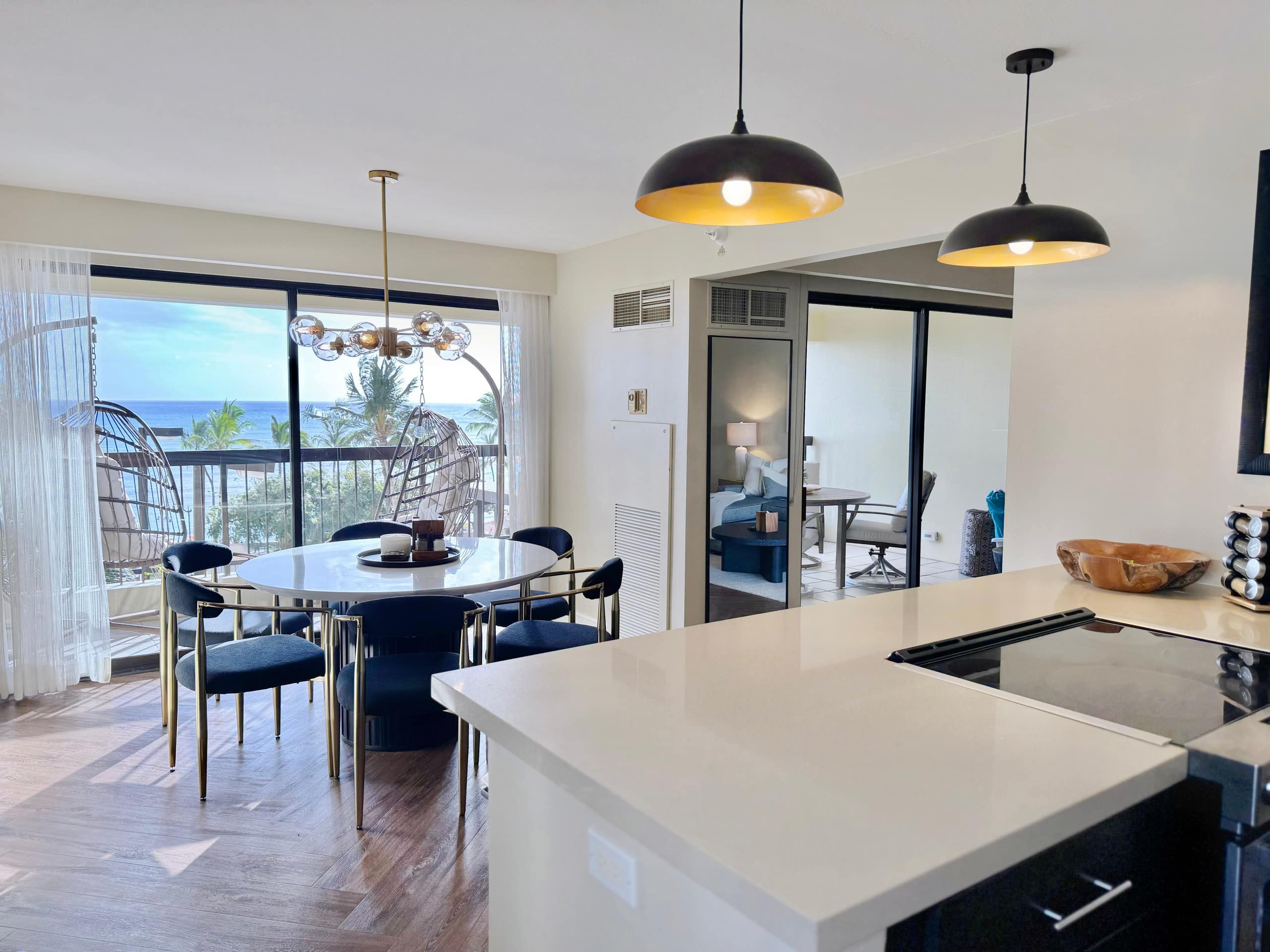 Luxury Oceanfront-Waikiki Beach- 2BR/2BTH/Parking - Image 35