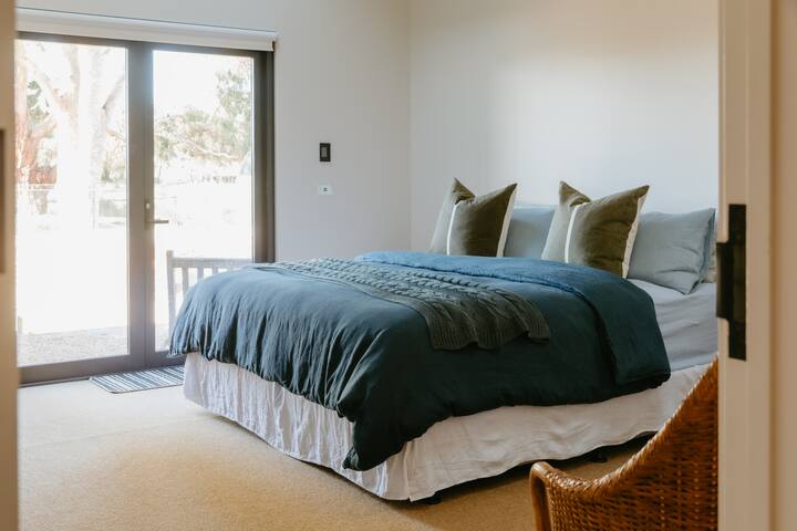 La Vista @ Janoora gallery image 2