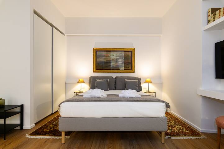 Central near Vatican by NDP rent gallery image 5