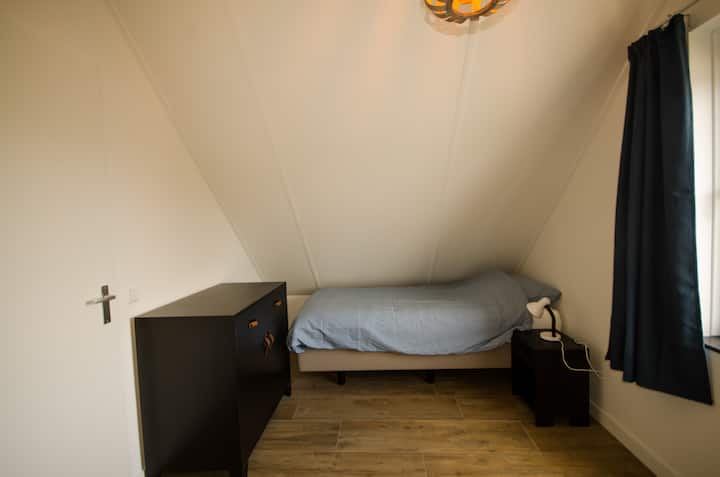 საძინებელი 2