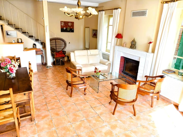 Gîte 11 Personnes Avec Piscine - Montluçon