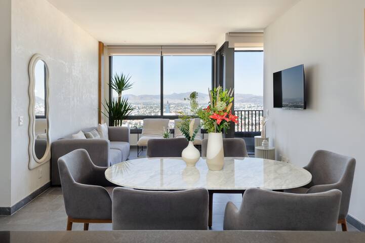 Hosteando managed Airbnb listing 1