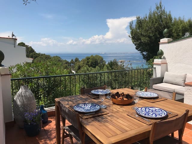 Fincas Luc Bellezza managed Airbnb listing 2