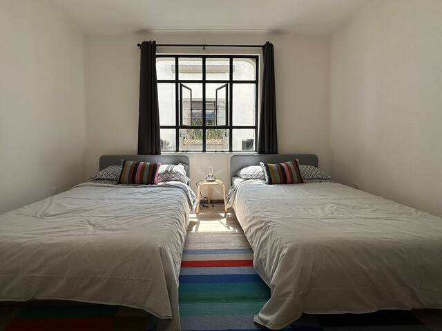 Vibrante Casa en Zona Rosa gallery image 4