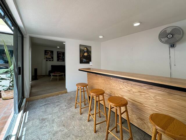 Vibrante Casa en Zona Rosa gallery image 3