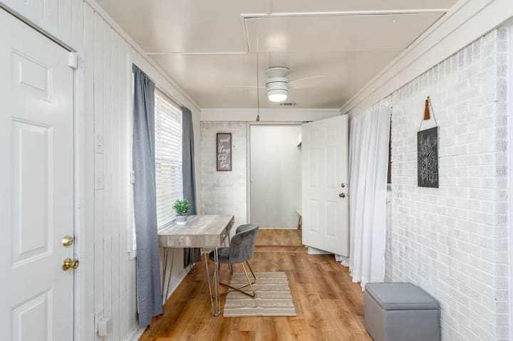 Bedroom 4: Sunroom- twin size day bed and a desk working area.