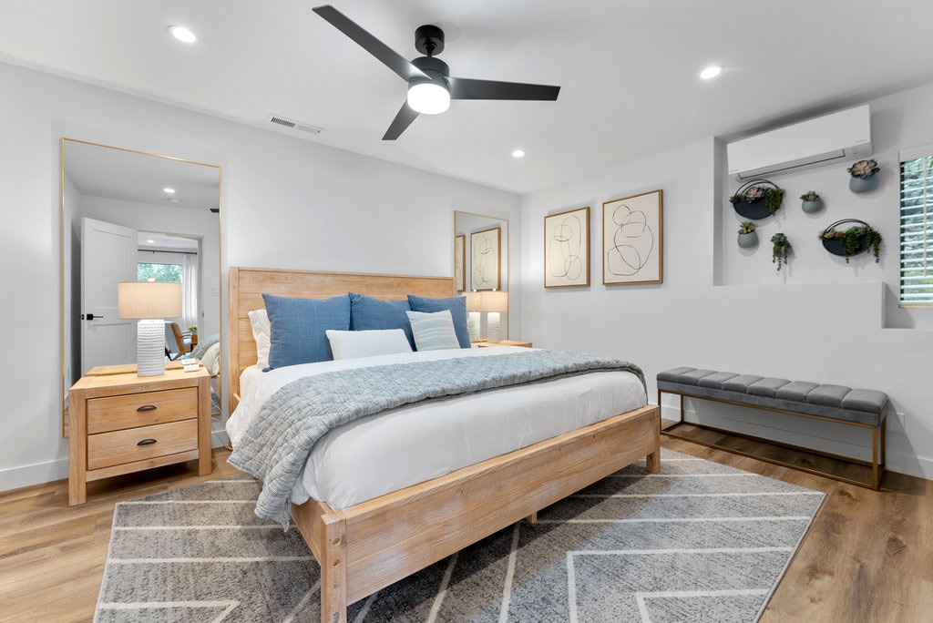 Спална соба со спуштање