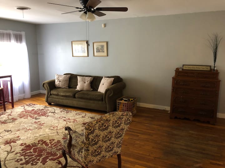 Whispering Pines Court In Historical Thomasville - Thomasville, GA