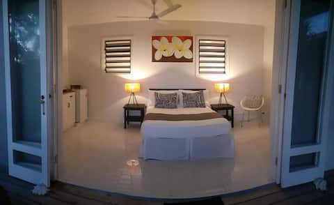 Oceanview Treetop Suite