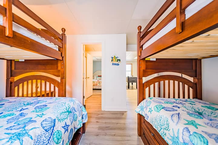 Détendez-vous dans cette chambre décorée avec goût