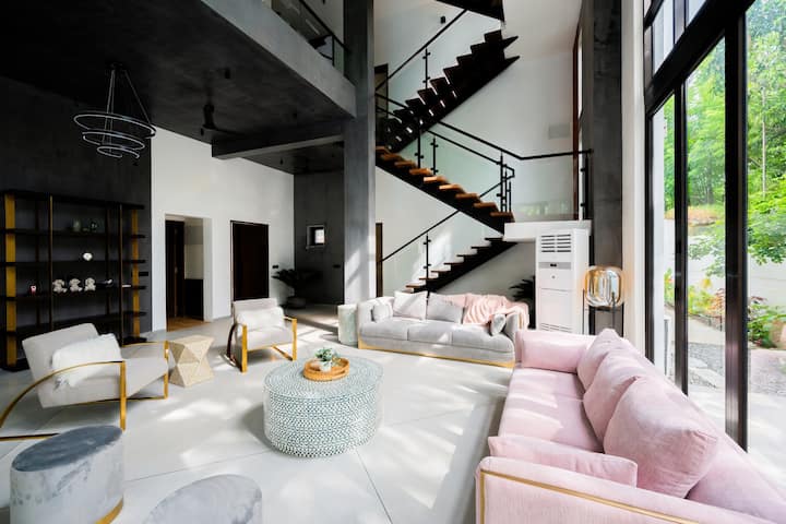 Living room image 2